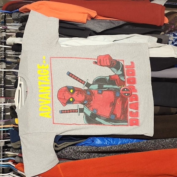 Marvel Other - GREY DEADPOOL T-SHIRT